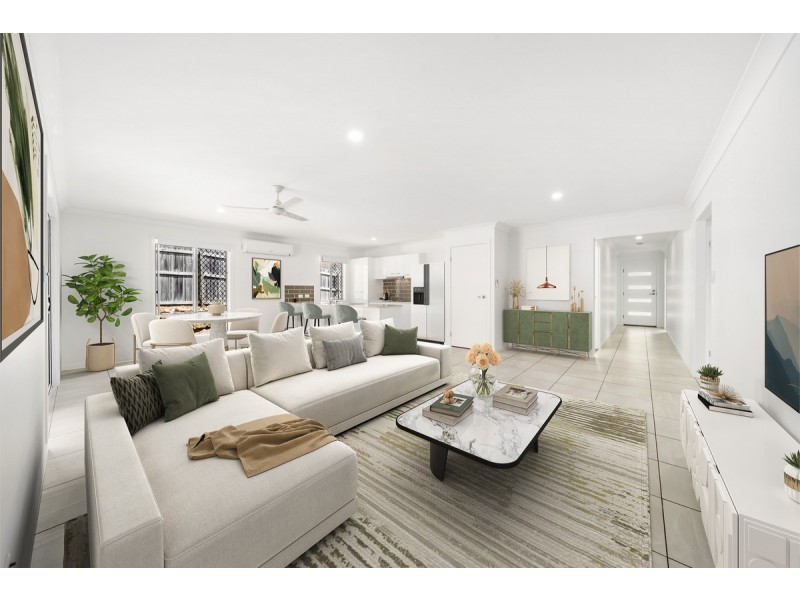 13 Sturt Street, Oxenford QLD 4210