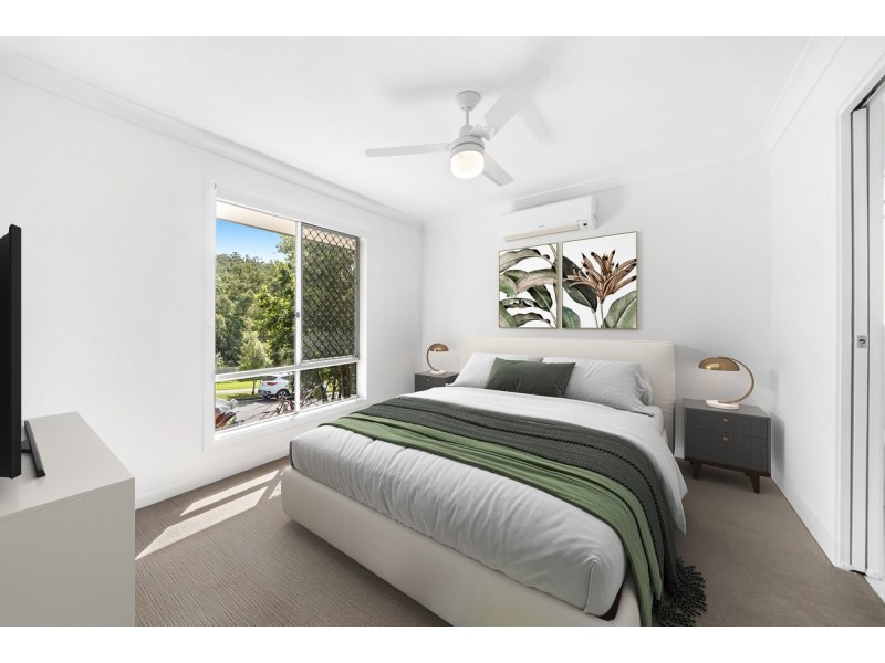 13 Sturt Street, Oxenford QLD 4210