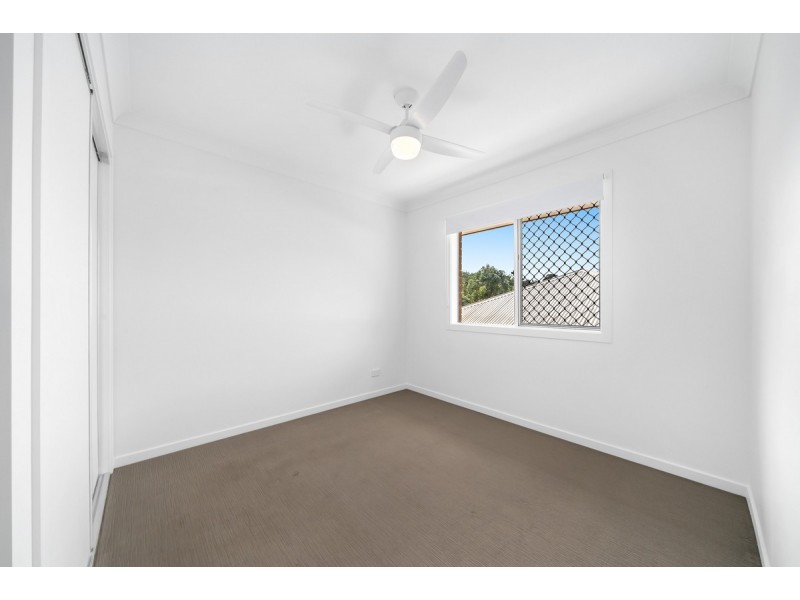 13 Sturt Street, Oxenford QLD 4210