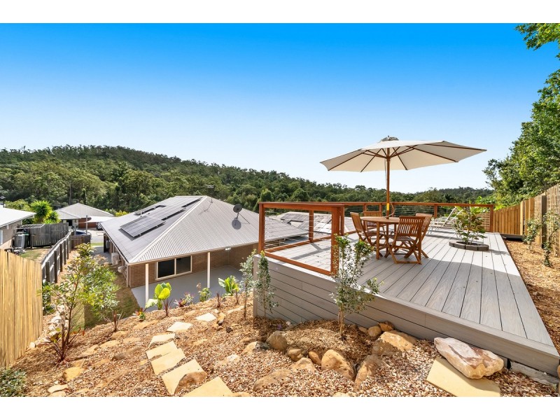 13 Sturt Street, Oxenford QLD 4210