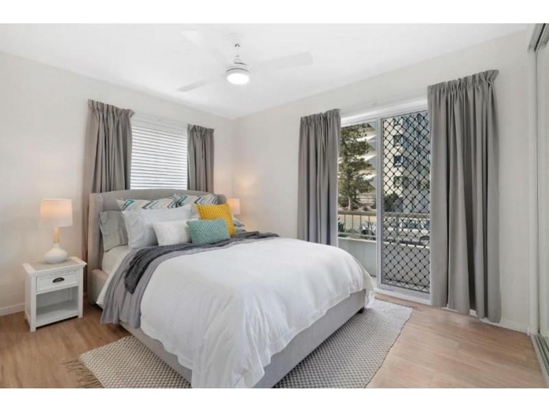 1/192 Ferny Avenue, Surfers Paradise QLD 4217