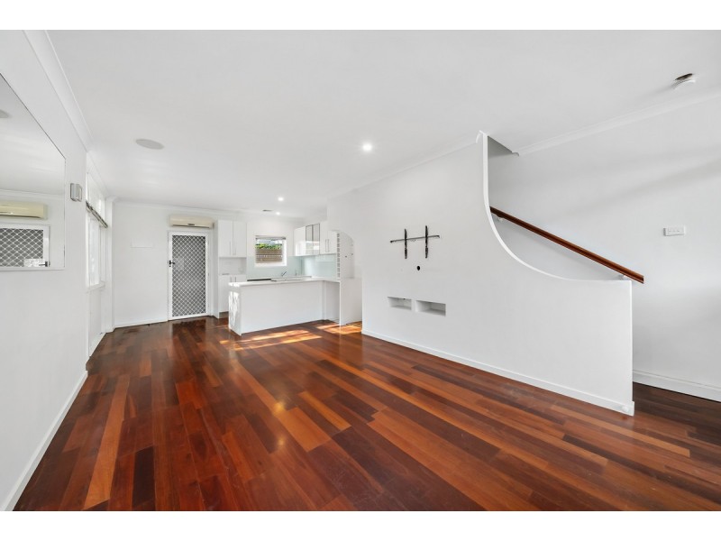 118 Old Burleigh Road, Broadbeach QLD 4218