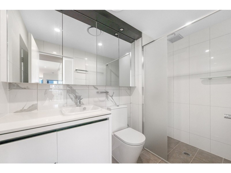 13/16-18 Chelsea Avenue, Broadbeach QLD 4218