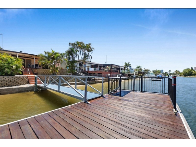 150 Monaco Street, Broadbeach Waters QLD 4218