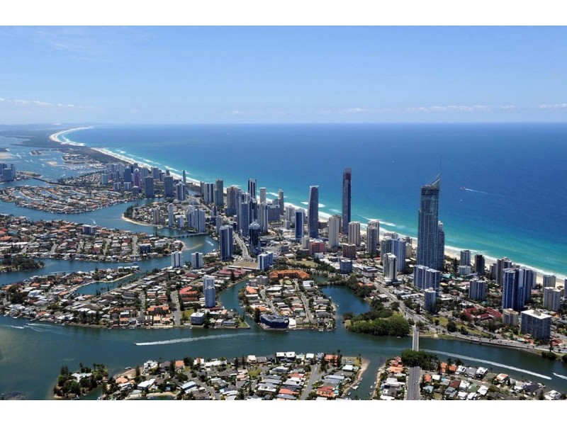 150 Monaco Street, Broadbeach Waters QLD 4218