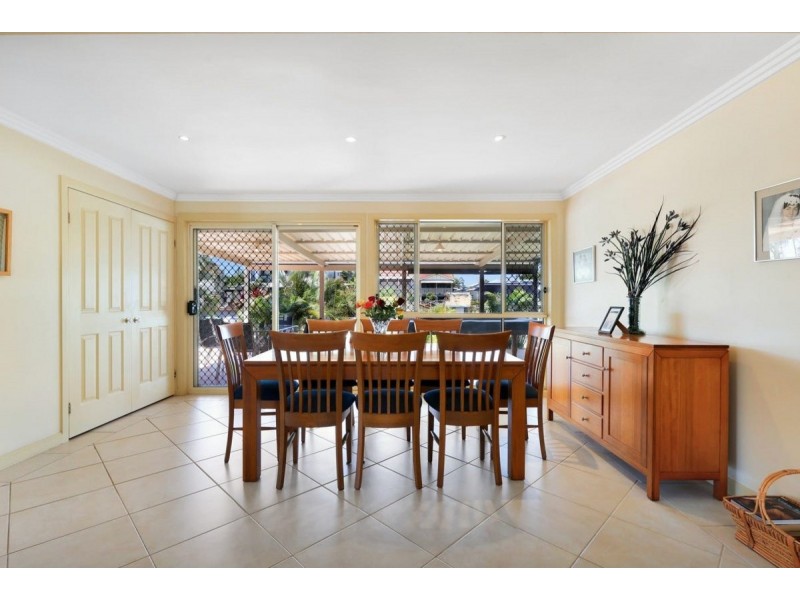 150 Monaco Street, Broadbeach Waters QLD 4218