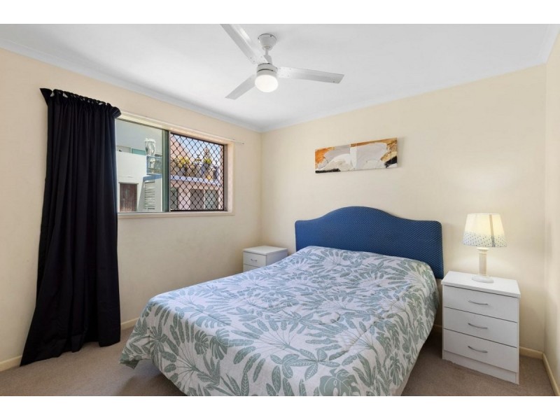 18/199 Surf Parade, Surfers Paradise QLD 4217