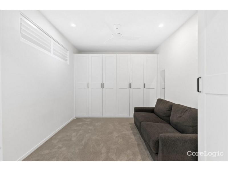 403/95 Old Burleigh Road, Broadbeach QLD 4218