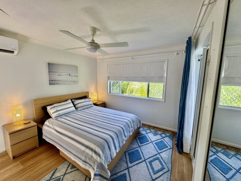 10/10 Rosewood Avenue, Broadbeach QLD 4218