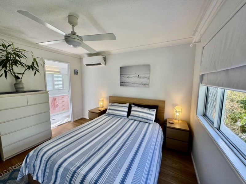 10/10 Rosewood Avenue, Broadbeach QLD 4218