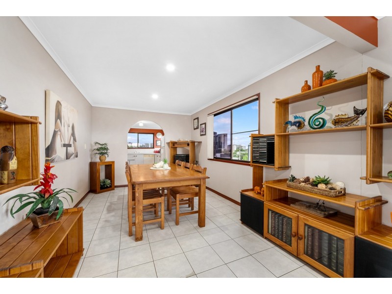 16-18 Case Street, Southport QLD 4215