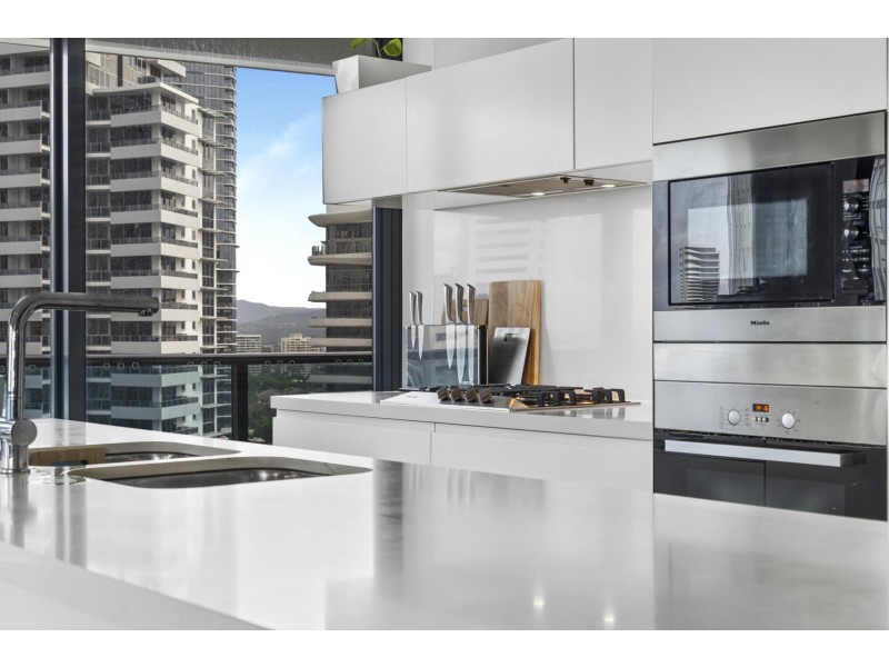 21507/21 Elizabeth Avenue, Broadbeach QLD 4218