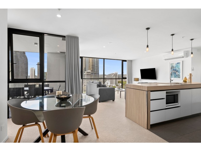 73/31 Queensland Avenue, Broadbeach QLD 4218