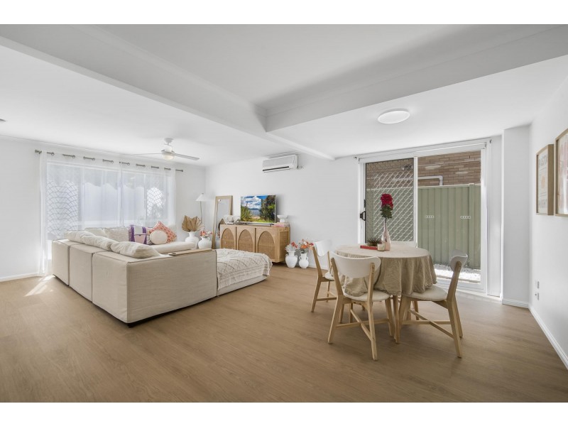 1/1 Pontoon Place, Varsity Lakes QLD 4227