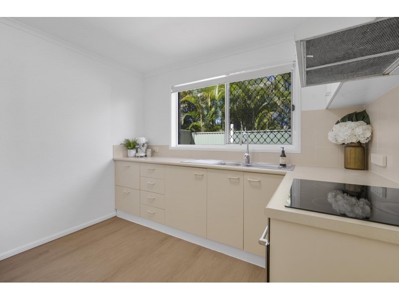 1/1 Pontoon Place, Varsity Lakes QLD 4227