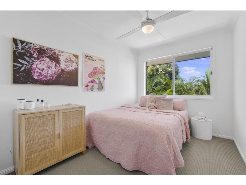1/1 Pontoon Place, Varsity Lakes QLD 4227