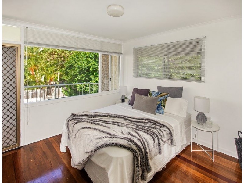 7/28 Peerless Avenue, Mermaid Beach QLD 4218