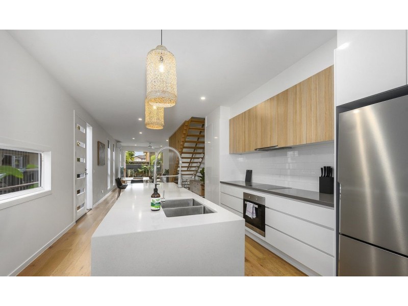 2/45 TwentySixth Avenue, Palm Beach QLD 4221