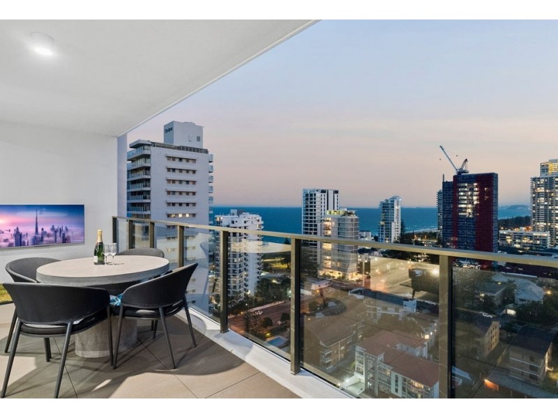 73/18 Chelsea Avenue, Broadbeach QLD 4218