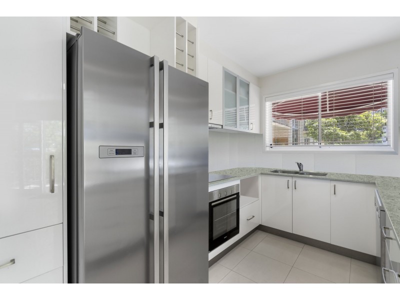 1/192 Ferny Avenue, Surfers Paradise QLD 4217
