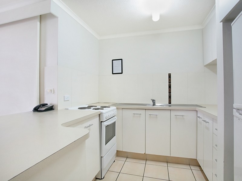 402/9 Laycock Street, Surfers Paradise QLD 4217