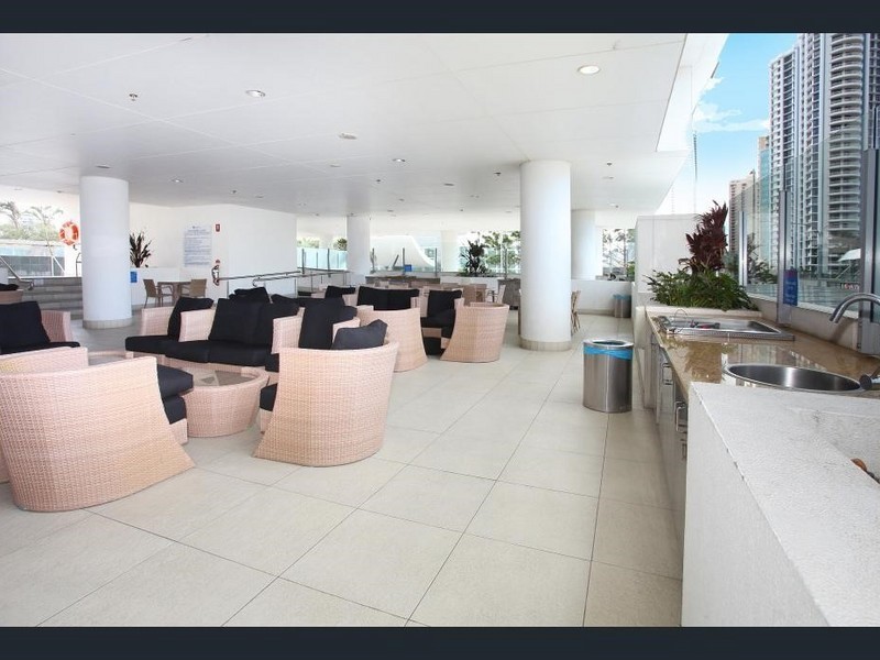 305/3018 Surfers Paradise Boulevard, Surfers Paradise QLD 4217