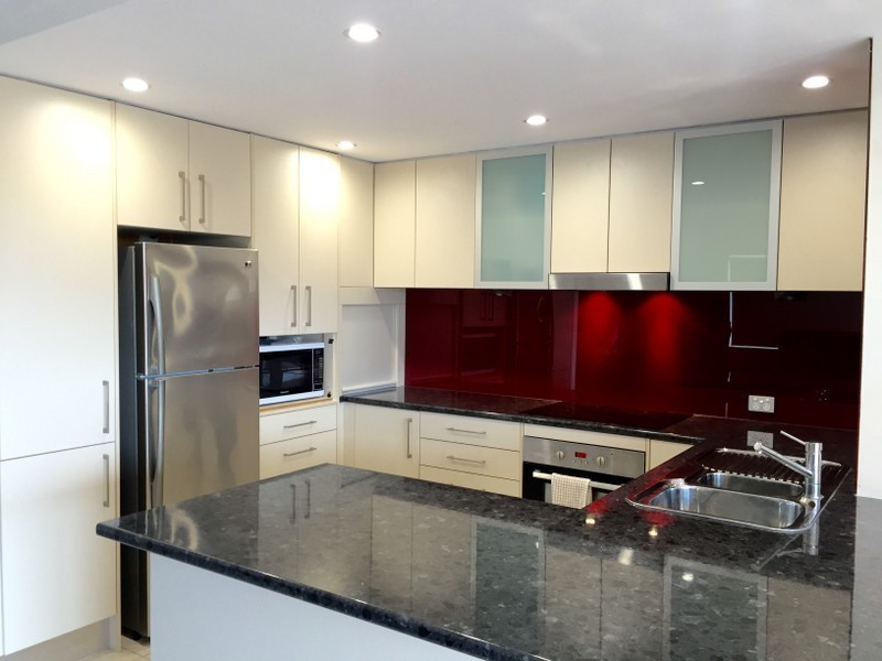 8/15 Jubilee Avenue, Broadbeach QLD 4218