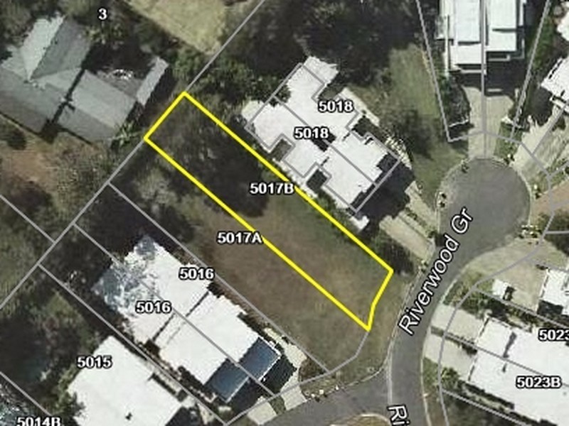 5017 Riverwood Grove, Benowa QLD 4217
