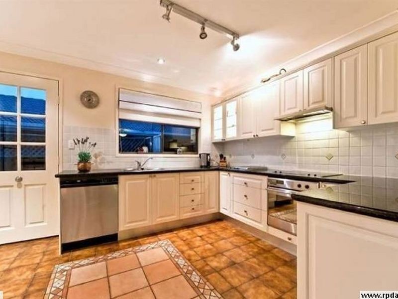 109 Witt Avenue, Carrara QLD 4211