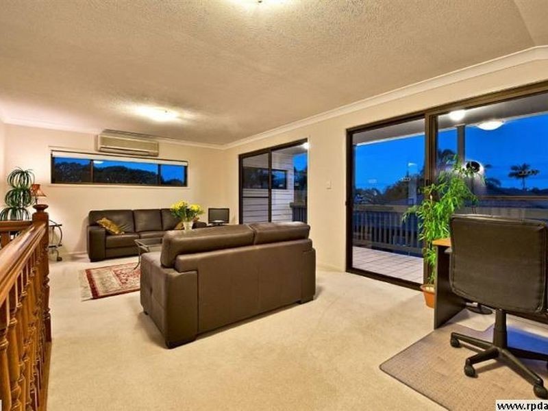 109 Witt Avenue, Carrara QLD 4211