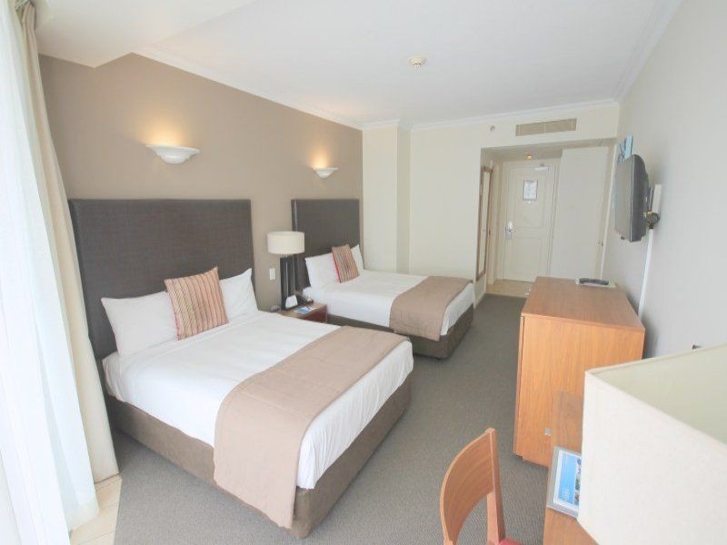 1215/1216 Laycock Street, Surfers Paradise QLD 4217