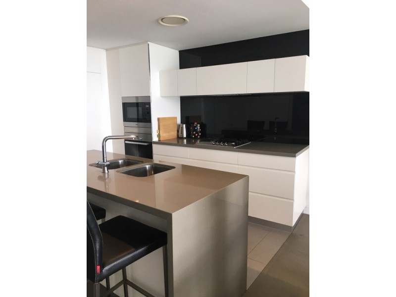 22505/4 Charles Avenue, Broadbeach QLD 4218