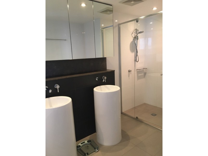 22505/4 Charles Avenue, Broadbeach QLD 4218