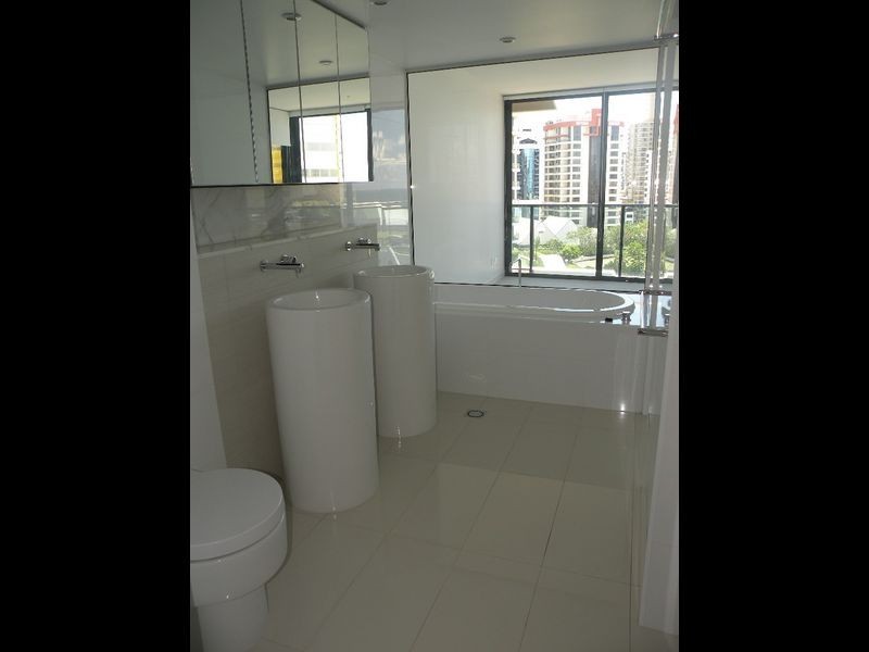 20905/4 Charles Avenue, Broadbeach QLD 4218