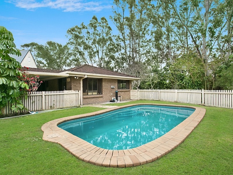 11 Mooyumbin Court, Nerang QLD 4211