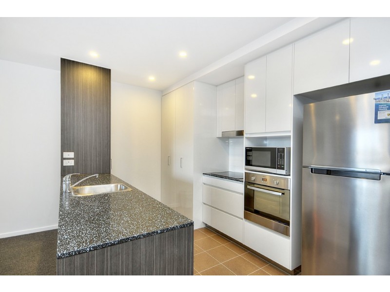 Unit 25/2729-2733 Gold Coast Highway, Broadbeach QLD 4218
