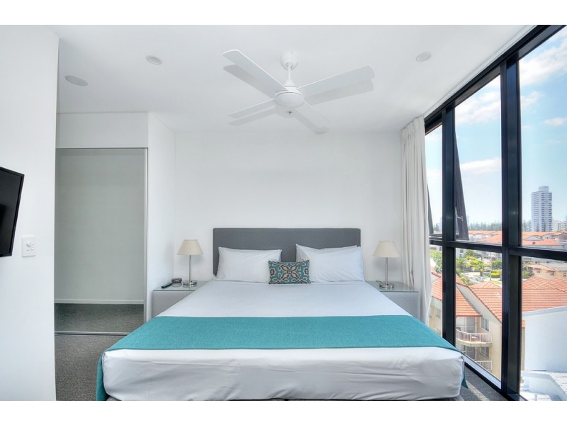 Unit 25/2729-2733 Gold Coast Highway, Broadbeach QLD 4218
