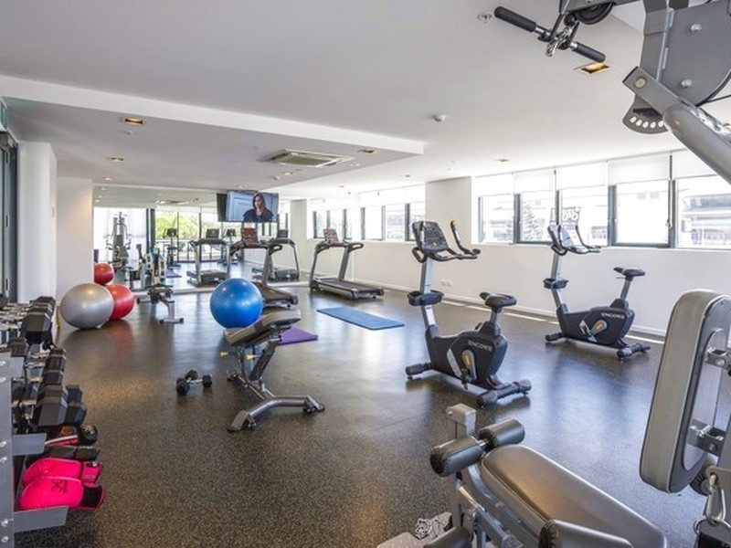 Unit 25/2729-2733 Gold Coast Highway, Broadbeach QLD 4218