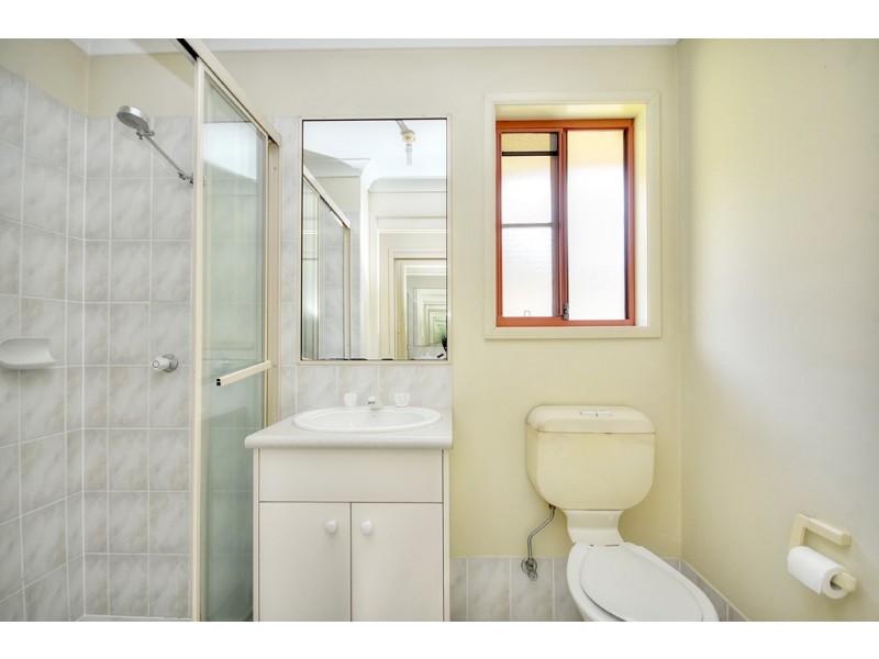 5/107-111 Greenacre Drive, Parkwood QLD 4214