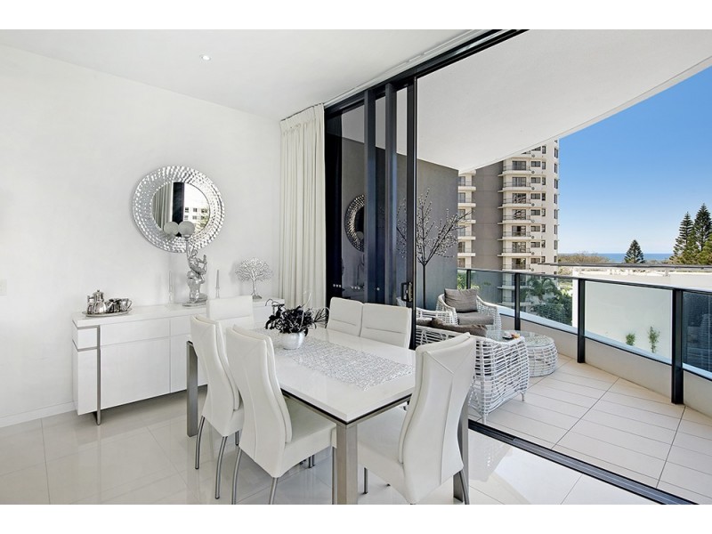 10404/1 Oracle Boulevard, Broadbeach QLD 4218