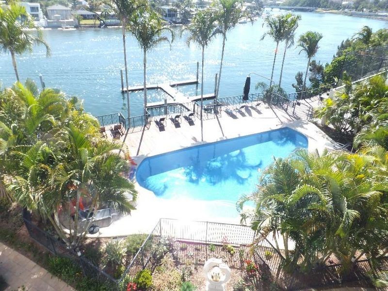 6/2894 Gold Coast Hwy, Surfers Paradise QLD 4217