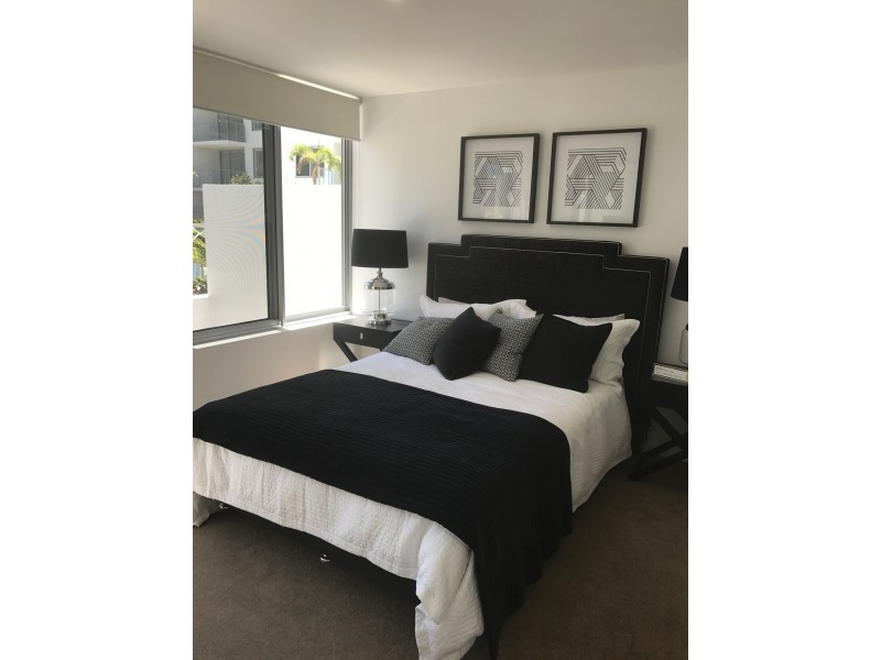 3201/8 Waterford Court, Bundall QLD 4217