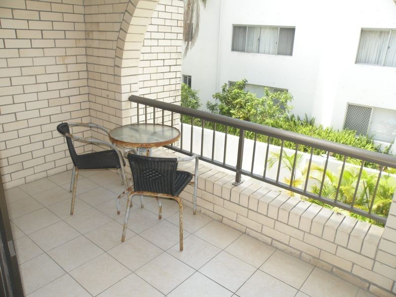 9/35 Old Burleigh Road, Surfers Paradise QLD 4217