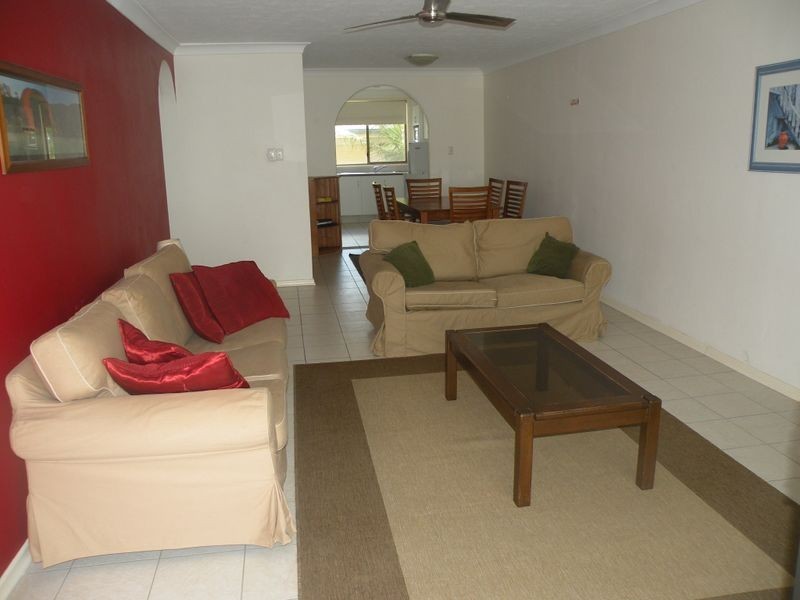 9/35 Old Burleigh Road, Surfers Paradise QLD 4217