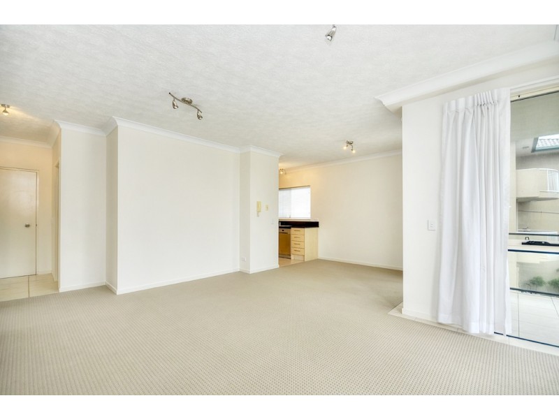 4/22 Back Street, Biggera Waters QLD 4216