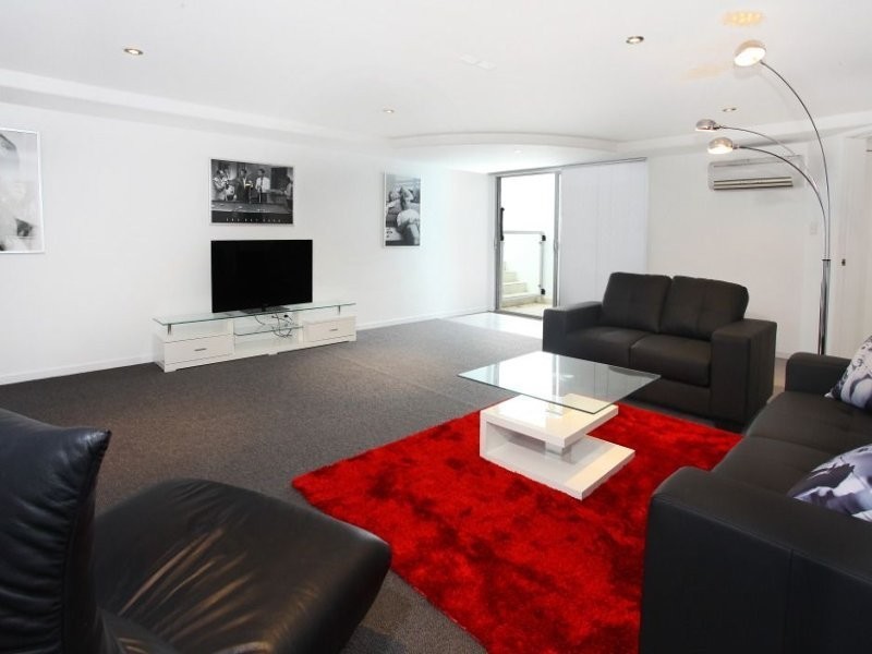 1/44 Tamborine Street, Mermaid Beach QLD 4218