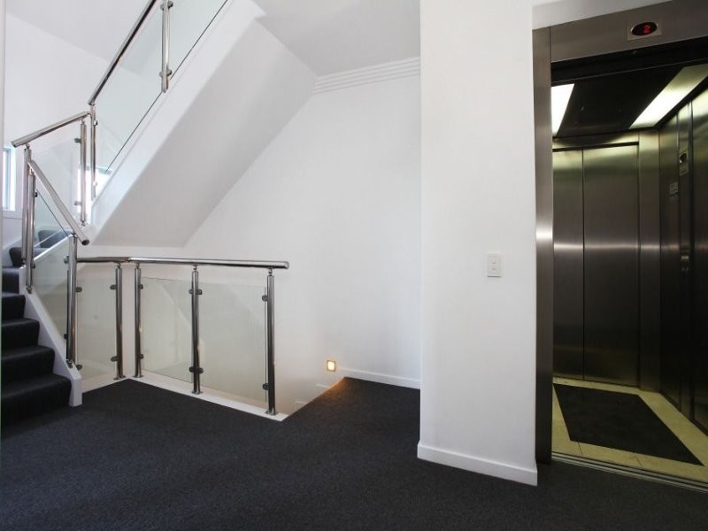 1/44 Tamborine Street, Mermaid Beach QLD 4218