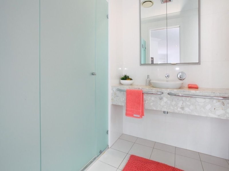 1/44 Tamborine Street, Mermaid Beach QLD 4218