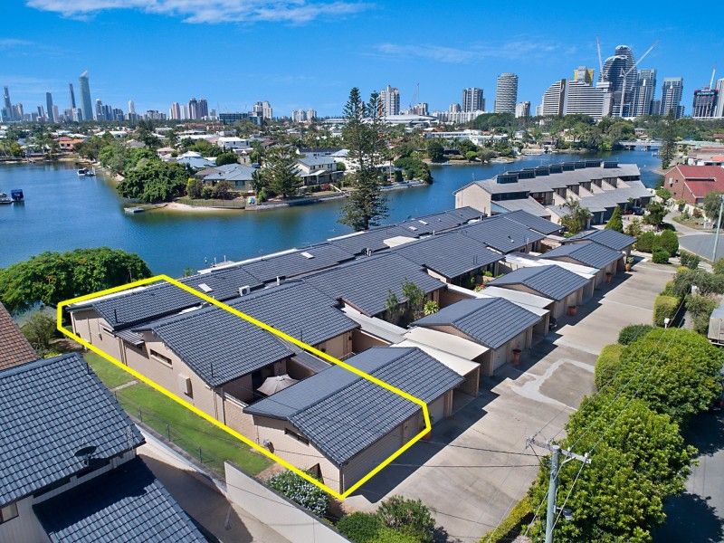 Unit 1/53 Hooker Boulevard, Broadbeach Waters QLD 4218