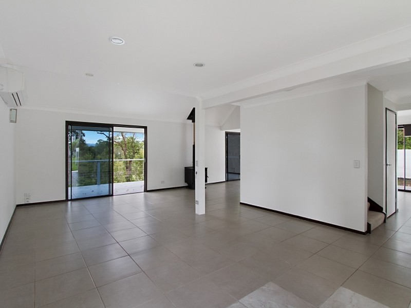 1 Arbour Place, Carrara QLD 4211